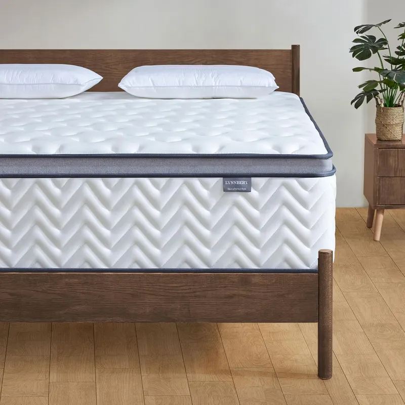 Lynnbery Queen Mattress 12 Inch